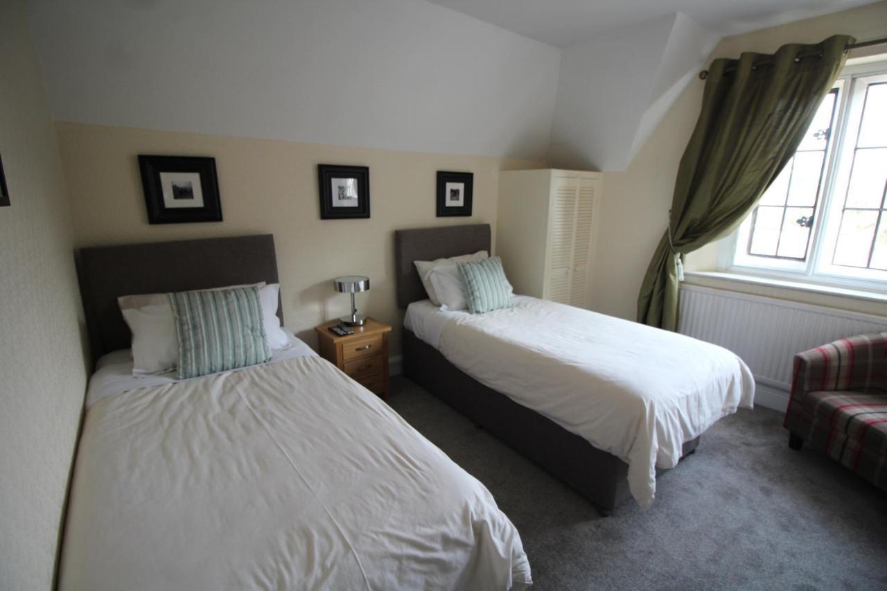 The Clothiers Arms Hotel Stroud  Room photo